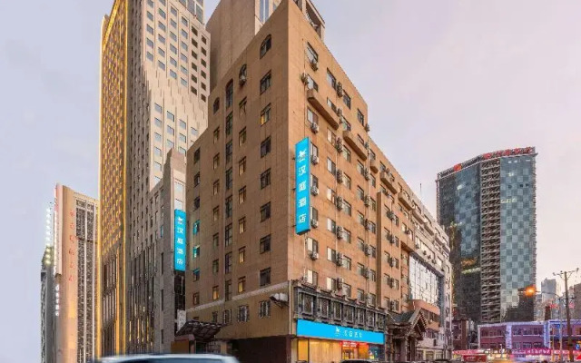 Hanting Hotel Dalian Zhongshan Square Metro Station