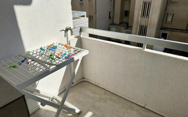 Tsimintia Apt 25
