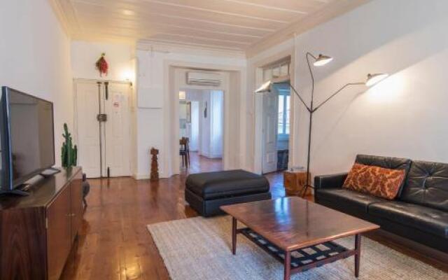 Lovelystay - Chiado 2 Bedroom Charm!