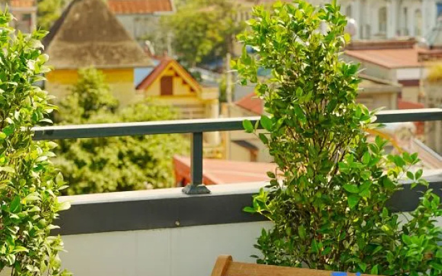 Than Coffee & Homestay – Outside – Haiphong