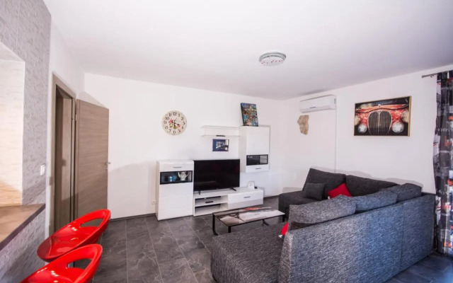 Aparment Jomarko