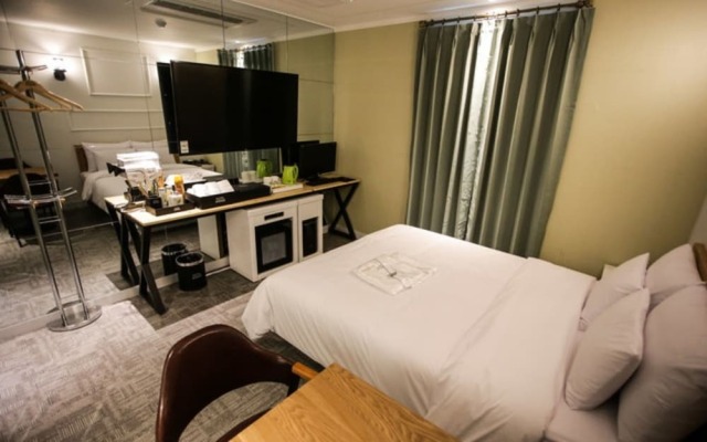 Yongin Avenue Hotel