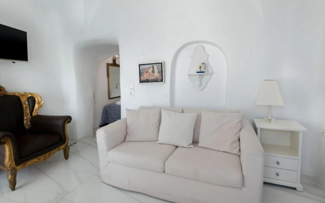 Alexander Villas Santorini Caldera Mare Suite Caldera View