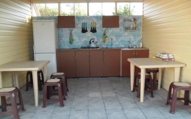 Guest house on Kalinina 247