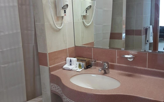 Platinum Hotel Apartment