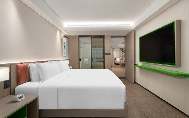 Holiday Inn Resort Sanya Bay by IHG