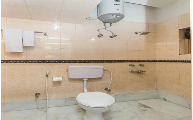 OYO 10364 Fortress Guest House