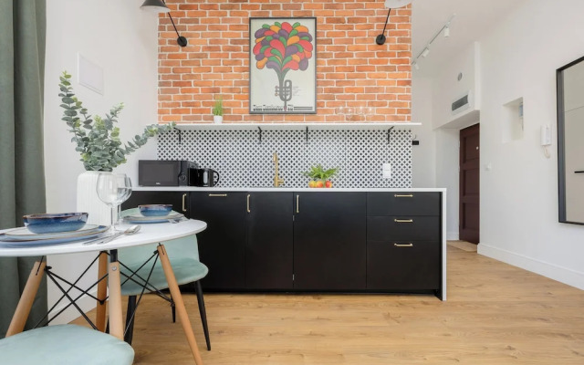 Studio in the Old City by Renters