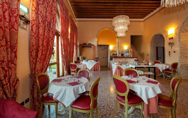Albergo Antica Corte Marchesini