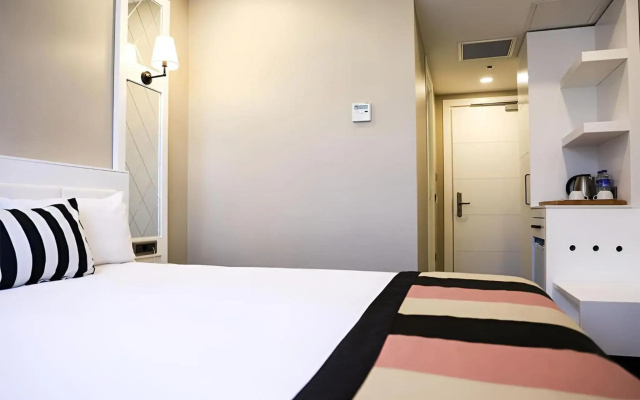 Mia Berre Hotels