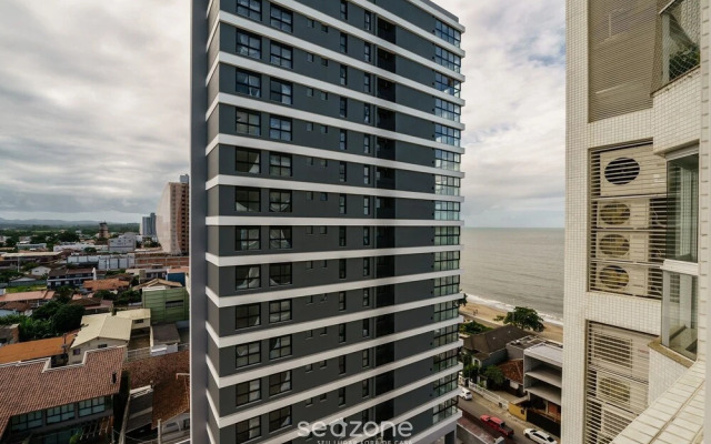 Seaview Apt Condo w/ Pool & BBQ Vce1102