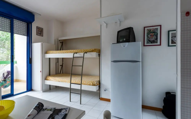 Cozy Studio With Lateral sea View in Bibione
