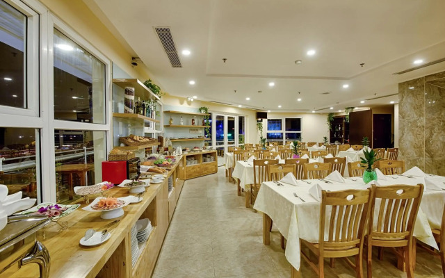 Nhat Minh Hotel and Apartment