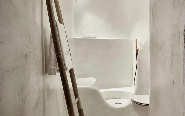 Living Theros Luxury Suites