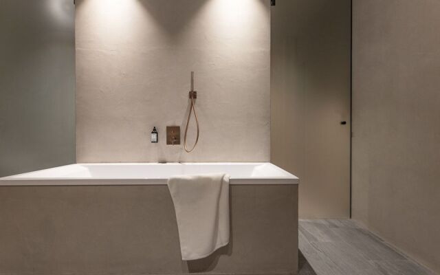 Amrai Suites