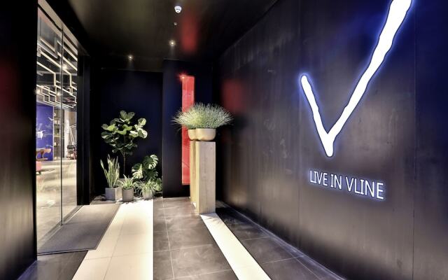 Hangzhou Vline Hotel