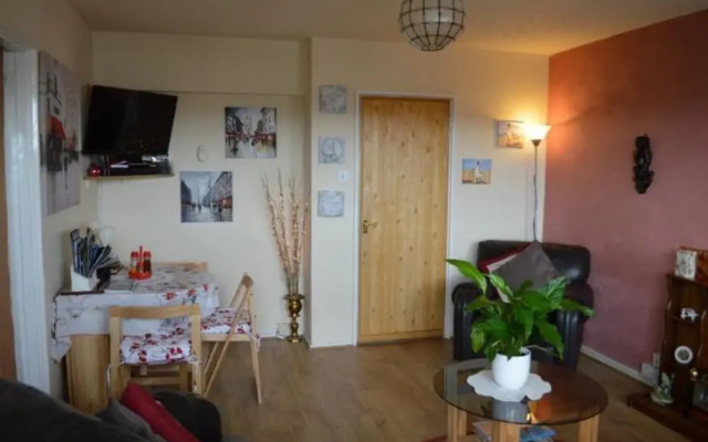 Captivating 2-bed Apartment in Aberdeen