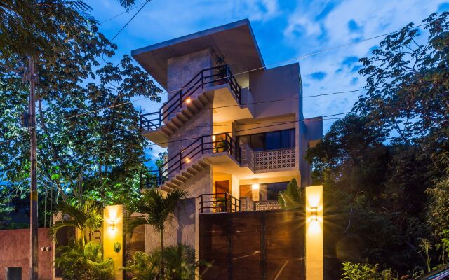 STARFIT Hotel Boutique with access Beachclub, Gym & Spa