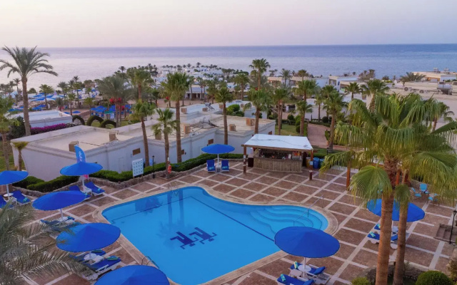 Club Reef Resort & Spa