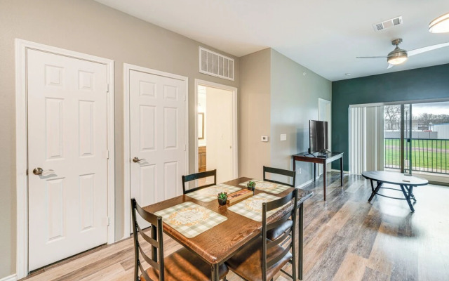 Close to Lakes & Museums: Bonham Vacation Rental