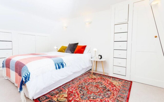 Beautifully Presented, 3 Bedroom Family Home
