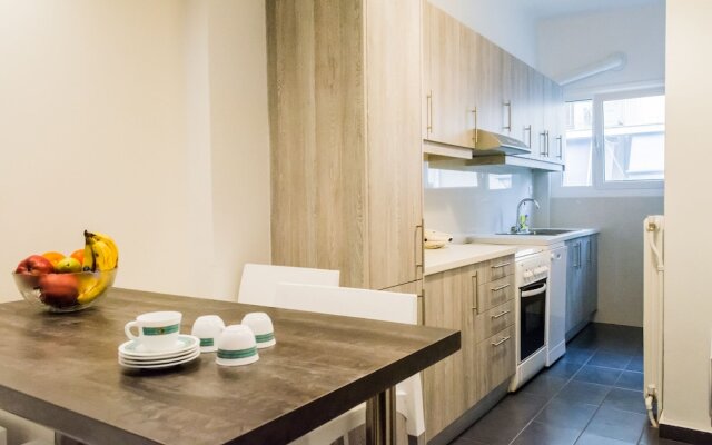 3bedroom Apartment Next To Panormou Metro Station