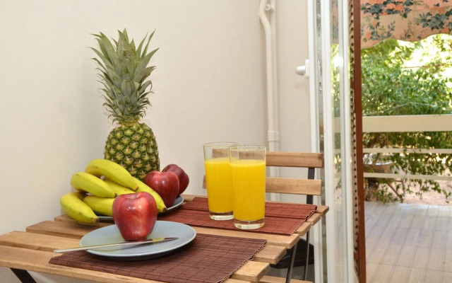Quiet apartment at the center of Glyfada