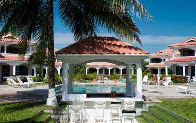 Belize Yacht Club Resort