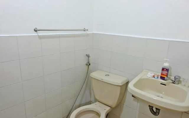 Forbeswood Heights 2BR by Stays PH