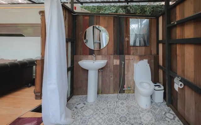 Reverie Camp