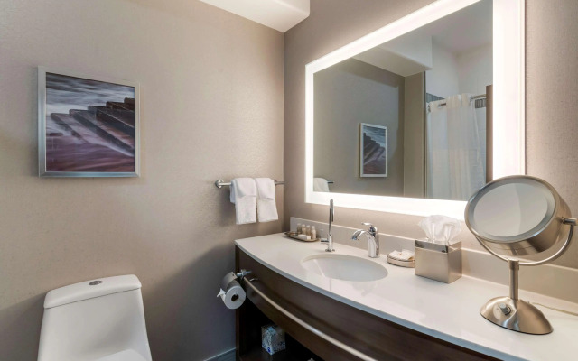 Best Western Premier Liberty Inn & Suites