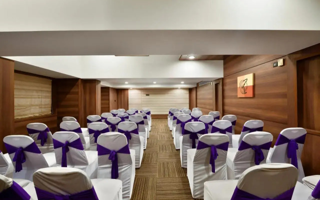 Hotel Leafio Marigold-Near Airport