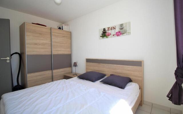 VOILLIERS- T2 avec parking à 700m de la plage