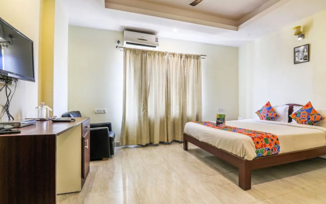 OYO 10335 Platinum Hotel