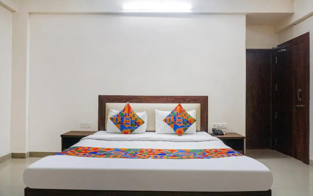 OYO Rooms South Main Road Koregaon park