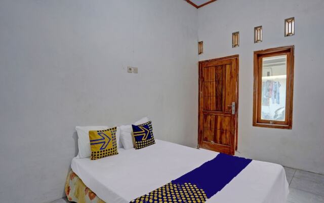 OYO 92861 Raya Guest House Syariah