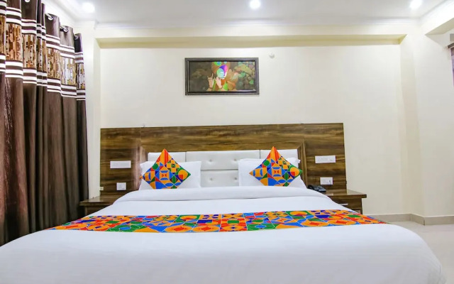Fabhotel The Eden