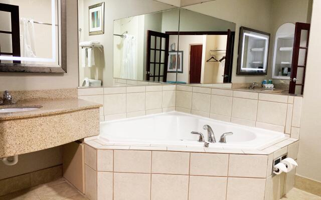 Holiday Inn Express Hotel & Suites Gainesville by IHG