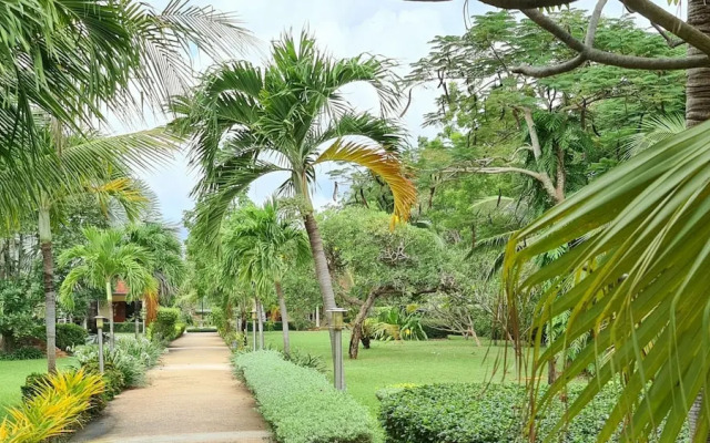 Welcome to our Oasis The Beautiful Bungalow Green