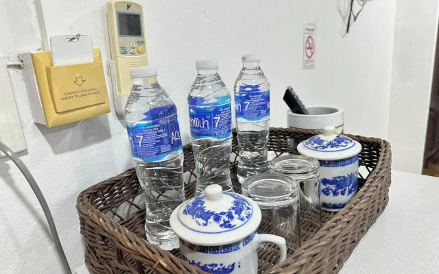 Longzhu Guesthouse