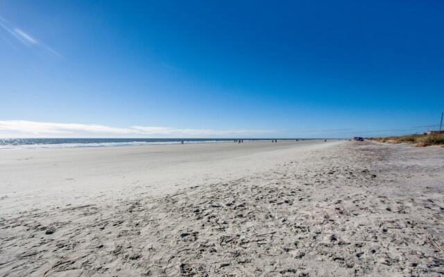 2515 Mare 2 Bedroom Condo