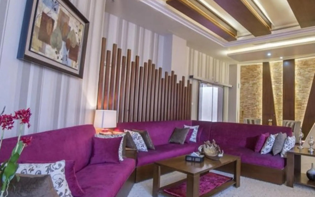 Mira Trio Hotel