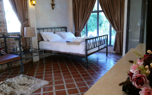 Stamp Hills Resort & Restaurant