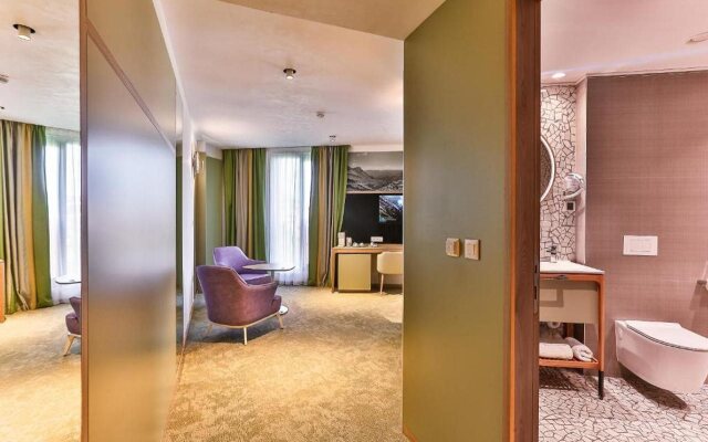 Carine Hotel Centar