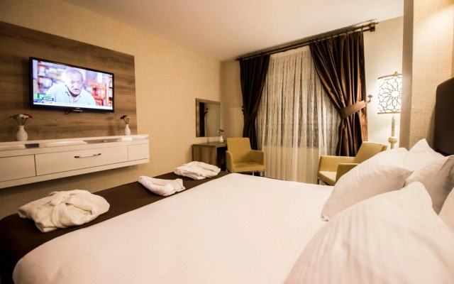 Hotel Business Han