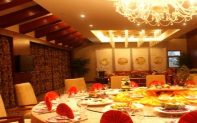Good Fortune Hot Spring Hotel
