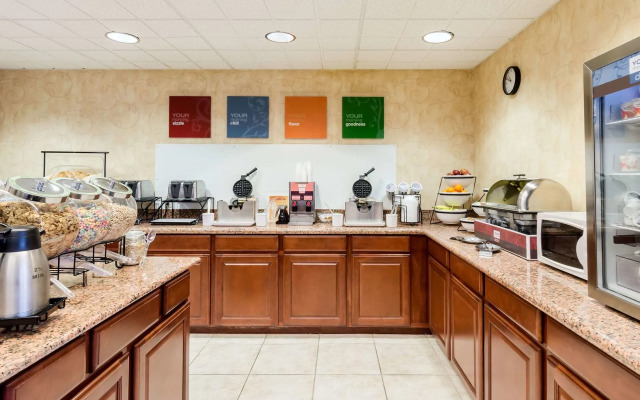 TownePlace Suites by Marriott Hadley Amherst