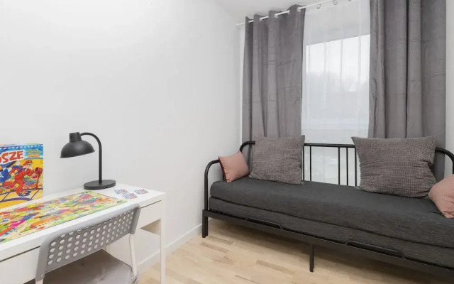 Gdynia Nadmorskie Tarasy by Renters