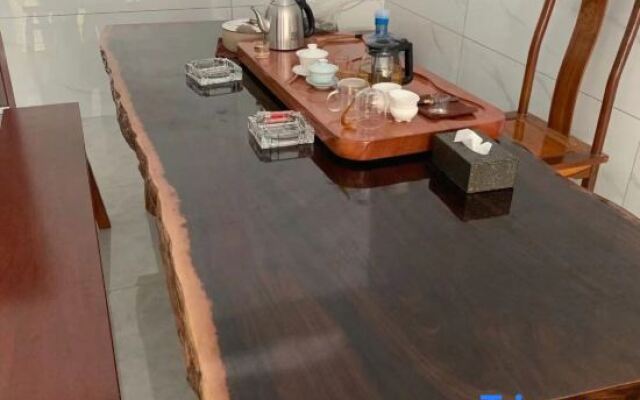 Yuanyang Guangtian Intelligent Hotel