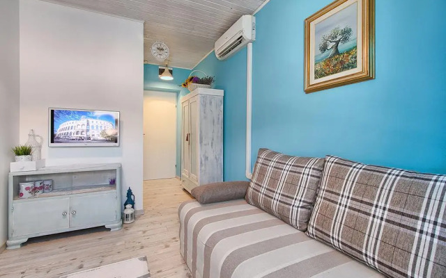 Apartment Clerisseau